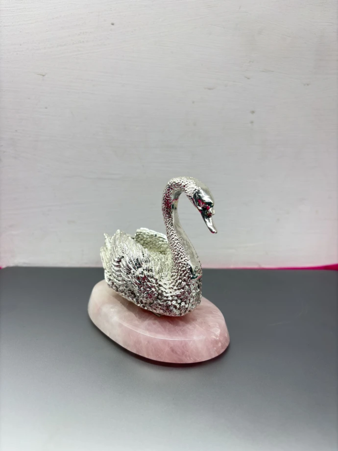 999 Pure Silver Coated / Plated Swan with Rose Quartz
