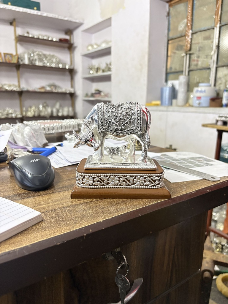 Cow with Designer Base 5 Inch